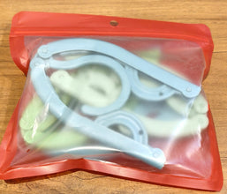 Travel Hangers, Portable Folding Clothes Hangers (4 Pc / Big)